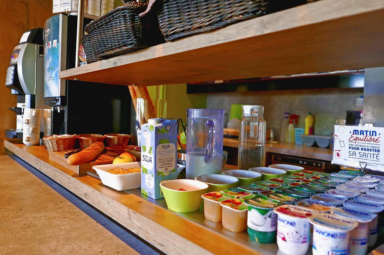 Hotel Ibis Budget Laval Bonchamp Les Laval エクステリア 写真